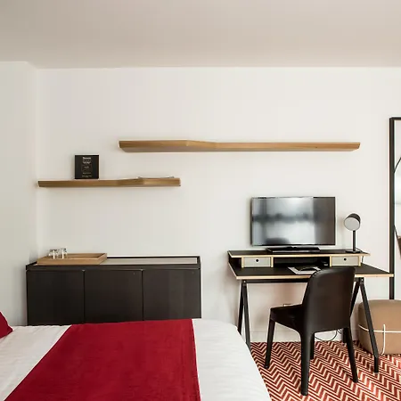 Forest Hill Velizy ホテル 4*