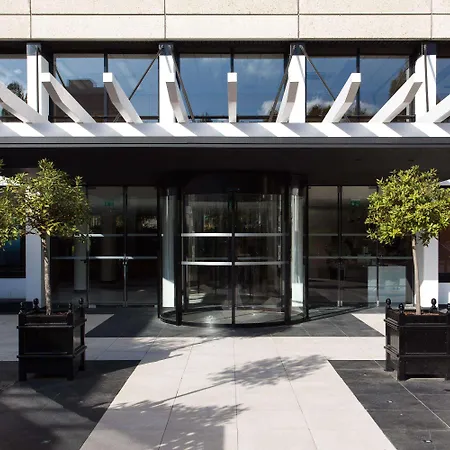 Forest Hill Velizy 4* Meudon