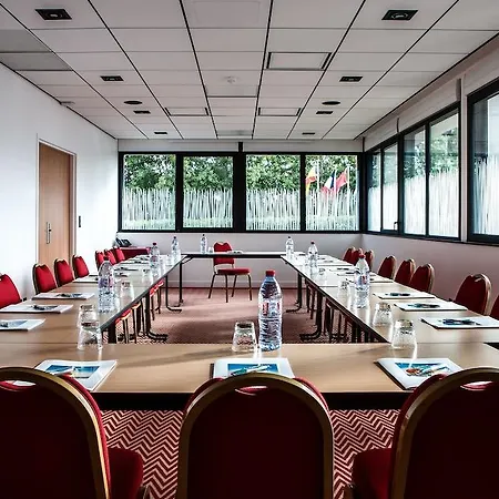 Forest Hill Velizy Hotel