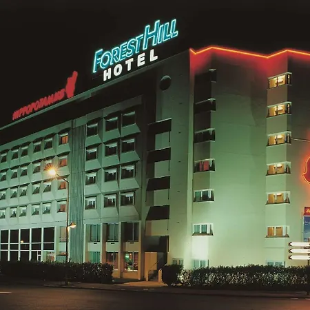 Hotel Forest Hill Velizy 4*