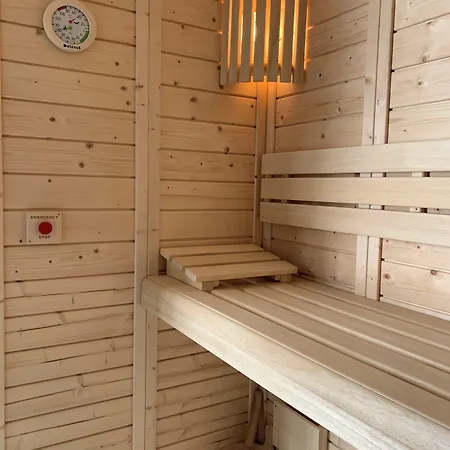 Forest Hill Velizy 4*