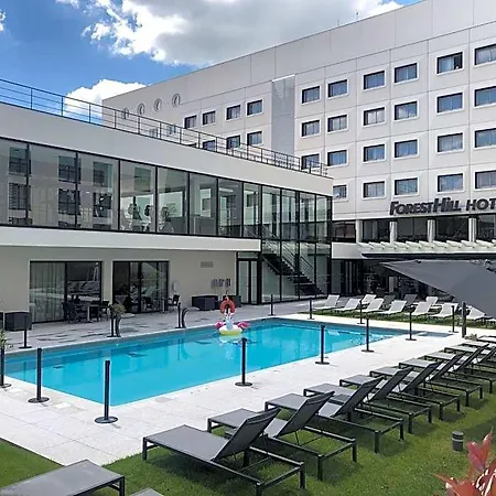 Hotel Forest Hill Velizy 4*