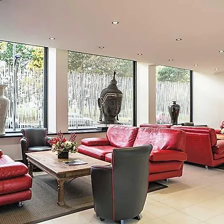Forest Hill Velizy 4*