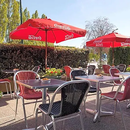 Forest Hill Velizy Hotel 4*
