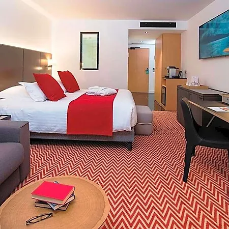 Forest Hill Velizy Hotel Meudon