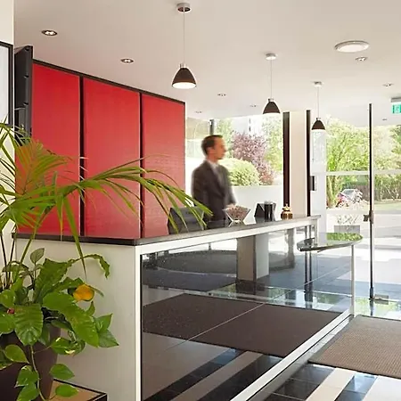 Hotel Forest Hill Velizy