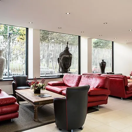 Forest Hill Velizy 4*