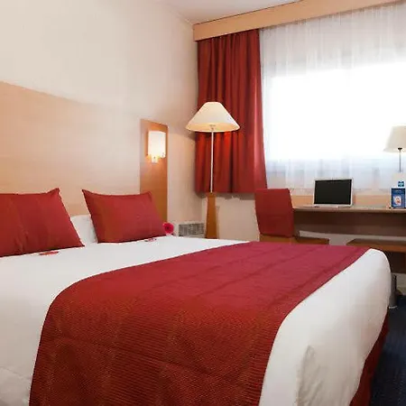 Forest Hill Velizy 4*